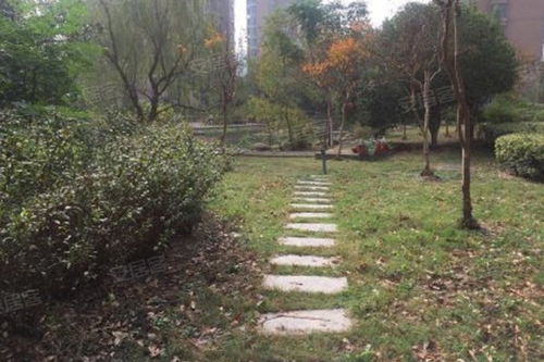 中海云麓里綜合評(píng)測(cè) 項(xiàng)目亮點(diǎn)、不足與周邊市場(chǎng)觀察